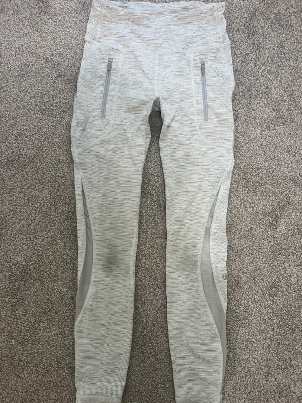 Lululemon white mesh leggings (4)